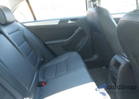 2014 Volkswagen Jetta 1.8T Se from USA, damaged, VIN 3VWD17AJ7EM377215